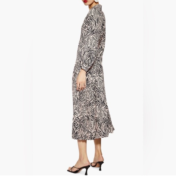 Top shop Blush Pink and Black Pleated Animal/Zebra Print Dress - Picture 2 of 6